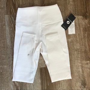 Glyder White Women’s Leggings